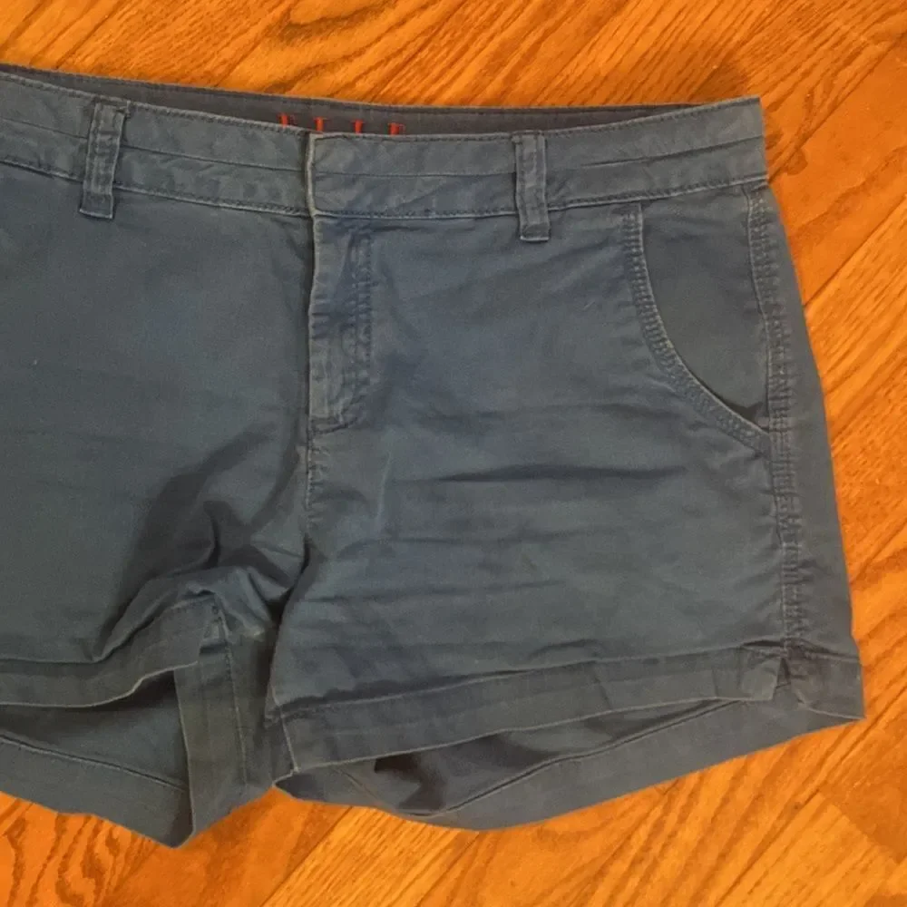 Elle Paris royal blue shorts size 10